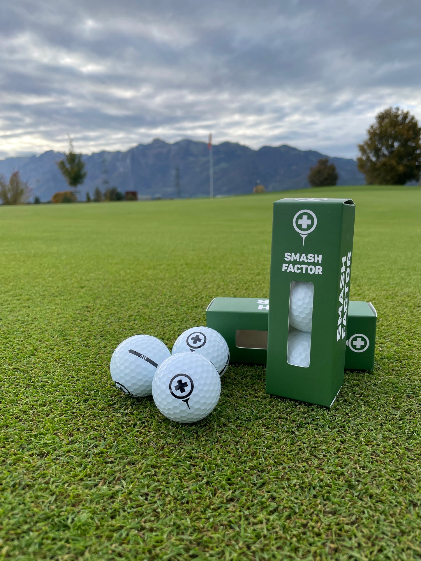 Green - SMF4 - Premium Performance Golf Balls